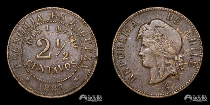 Chile, Santiago. 2 ½ Centavos 1887. Cobre; 27mm; 7.80g; KM150 (F)

Estimate: U...