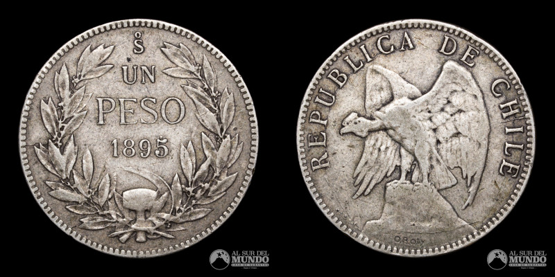Chile, ceca de Santiago. 1 Peso. 1895. Anverso: Condor de alas abiertas reposand...