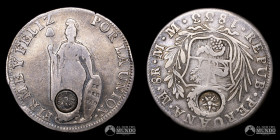 Guatemala. 8 Reales 1841. Resello sobre 8 Reales 1833 de Peru.