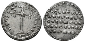 CONSTANTINE VII PORPHYROGENITUS, with ROMANUS I (913-959). Miliaresion. Constantinople.
Obv: IҺSЧS XRISTЧS ҺICA.
Cross crosslet set upon three steps, ...