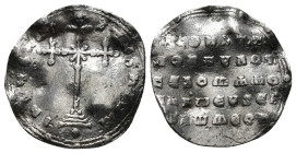 CONSTANTINE VII PORPHYROGENITUS, with ROMANUS I (913-959). Miliaresion. Constantinople.
Obv: IҺSЧS XRISTЧS ҺICA.
Cross crosslet set upon three steps, ...