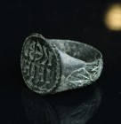 Byzantine period bronze ring.
6,13 g - 22,05 mm