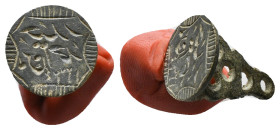 ISLAMIC BRONZE STAMP SEAL.(18th-20th Century).Ae. Condition : Good very fine Material : Bronze.
4,94 g