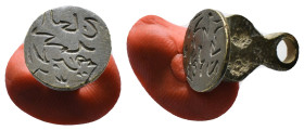 ISLAMIC BRONZE STAMP SEAL.(18th-20th Century).Ae. Condition : Good very fine Material : Bronze.
7,39 g