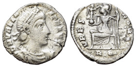 Valens (364-378). AR Siliqua (16mm, 1.66g).Rome, 364-367. Pearl-diademed, draped and cuirassed bust r. R/ Roma seated l., holding Victory on globe and...