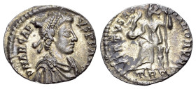 Arcadius (383-408). AR Siliqua (16mm, 1.33g). Treveri, 392-5. Pearl-diademed, draped and cuirassed bust r. R/ Roma seated l. on cuirass, holding spear...