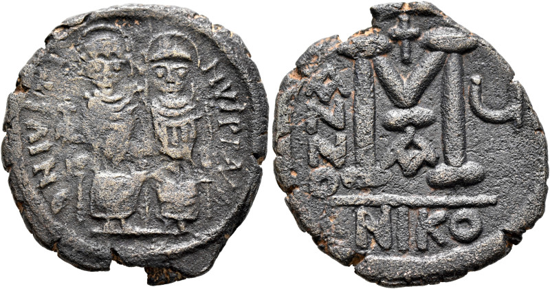 Justin II, with Sophia, 565-578. Follis (Bronze, 30 mm, 12.19 g, 1 h), Nicomedia...