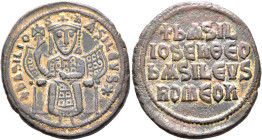 Basil I the Macedonian, 867-886. Follis (Bronze, 28 mm, 8.79 g, 6 h), Constantinopolis, 879-886. +bASILIOS bASILЄVS✱ Basil I seated facing on throne, ...