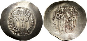 Andronicus I Comnenus, 1183-1185. Aspron Trachy (Electrum, 30 mm, 4.10 g, 6 h), Constantinopolis. ✠ΘKЄ ROHΘЄΙ The Virgin orans, nimbate, standing faci...