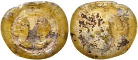 Anonymous, 4th century. Pendant (Glass, 18 mm, 1.13 g). Draped busts of a married couple facing each other, the wife on the left, the husband on the r...
