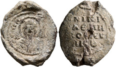 Niketas, bishop of Eunikos, 2nd half of 10th-1st half of 11th century. Seal (Lead, 22 mm, 6.45 g, 12 h). KЄ R-… - Θ / M… Draped bust of a nimbate bear...