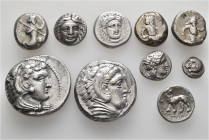 A lot containing 10 silver coins. All: Greek. About very fine to good very fine. LOT SOLD AS IS, NO RETURNS. 10 coins in lot.


From a European col...
