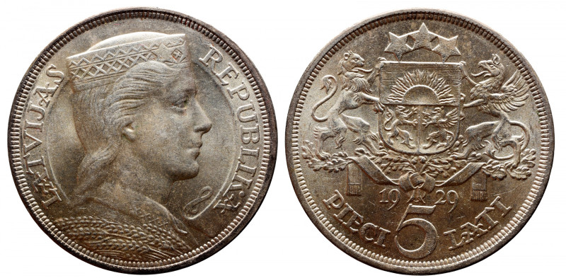 LATVIA 
Latvia 5 lati Silver UNC 
5 lati 1929 KM 9