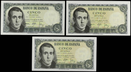 Spanish Banknotes
Estado Español

Lote 3 billetes 5 Pesetas. 16 Agosto 1951. Balmes. Sin Serie. (Alguna esquinita levemente rozada). Ed-459. SC.