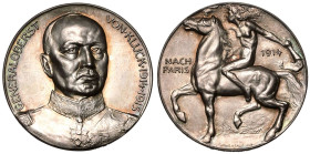 GERMANY.
Silver Medal, 1914.
By A. L&ouml;wental, Oertel workshop, Berlin, on the attack on Paris at the onset of World War I.
Obv.: Uniformed bust...