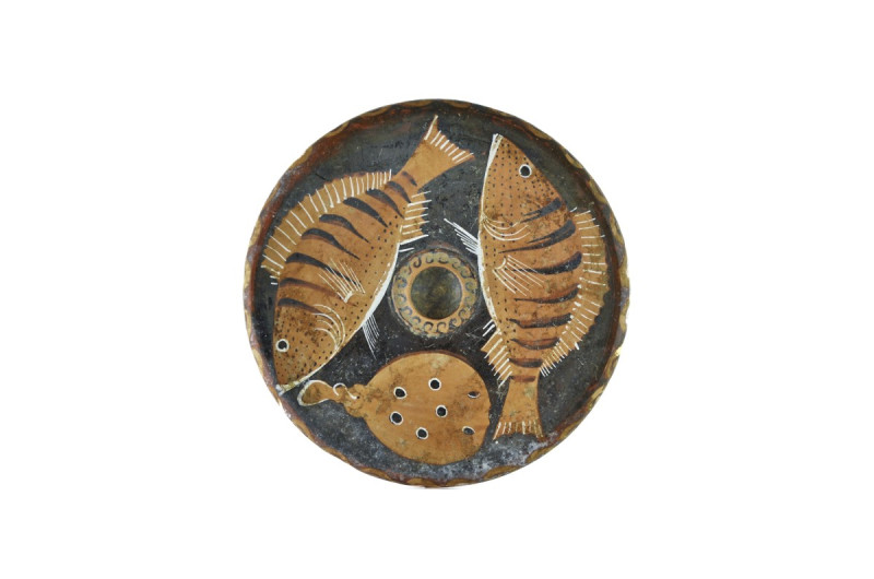 Campanian red-figure fish-plate of the Helgoland Painter. 3rd quarter 4th centur...