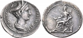 Sabina, Augusta, 128-136/7. Denarius (Silver, 18.5 mm, 3.45 g, 6 h), Rome, 128. SABINA AVGVSTA HADRIANI AVG P P Draped bust of Sabina to right, wearin...