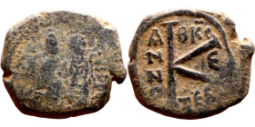 Justin II and Sophia (565-578) Half Follis Obverse: DN IVSTINVS PP AVG Justin and Sophia on thrones Reverse: Large K between ANNO and regnal year

2...