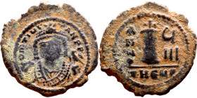 Maurice Tiberius (582-602) Decanummium. Antioch. Obverse: Crowned bust facing, wearing consular robes, holding mappa and eagle-tipped scepter Reverse:...