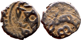 Seljuk (1037–1157) Bronze coins. Obverse: Arabic inscription. Reverse: Arabic inscription

12mm 1.22g