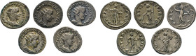 RÖMISCHES REICH. Gordianus III., 238–244. AR Antoninianus. Büste r. mit Strahlenkrone. Rs. Sol frontal stehend, Sol n.l. stehend, Providentia n.l. ste...