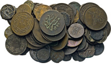 ALLE WELT. ORIENT. 74 Diverse Kupfermünzen verschiedener islamischer Staaten, überwiegend jedoch Osmanisches Reich. Dabei ca. 20 etwa 28 bis 37 mm gro...