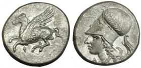 CORINTIA. Corinto. Estátera (s. IV a.C.). A/ Pegaso a izq., debajo q. R/ Cabeza de Atenas con casco corintio a izq., detrás águila. AR 8,37 g. COP-73....