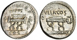 POMPEIA. Denario. Roma (54 a.C.). A/ Q. POMPEI. Q.F/RVFVS, encima de silla curul, entre flecha y láurea; debajo, COS en cartela. FFC-1025. SB-5. EBC.