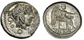 PORCIA. Quinario. Roma (89 a.C.). A/ Busto joven a der., detrás M. CATO (AT enlazadas), debajo O. CRAW-343/2b. SB-7a. EBC.