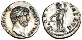 ADRIANO. Denario. Roma (134-138). A/ Cabeza del anv., ligeramente repasado. R/ La Equidad a izq. Bonito retrato. Pequeñas marcas. EBC.