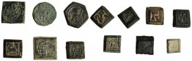 FRANCIA. Lote de 13 ponderales en bronce, en su mayoría franceses. Siglos XIII-XVI. 1.- Barco tipo Noble. 3,18 g. 2.- Escudo con lises. 4,40 g. 3.- Pe...