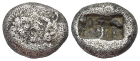 Königreich Lydien. Kroisos (556 - 541 v. Chr.).

 1/2 Stater bzw. Siglos (Silber).
Vs: Vorderteil eines Löwen und eines Stieres einander gegenüber....