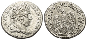 Seleukis und Pierien. Laodikeia ad Mare. Caracalla (197 - 217 n. Chr.).

 Tetradrachme (Billon). 209 - 211 n. Chr.
Vs: Büste des Caracalla in Vorde...