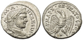 Seleukis und Pierien. Laodikeia ad Mare. Caracalla (197 - 217 n. Chr.).

 Tetradrachme (Billon). 215 - 217 n. Chr.
Vs: Büste des Caracalla mit Lorb...