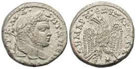 Seleukis und Pierien. Laodikeia ad Mare. Caracalla (197 - 217 n. Chr.).

 Tetradrachme (Billon). 215 - 217 n. Chr.
Vs: Büste des Caracalla mit Lorb...