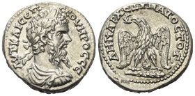 Phönikien. Tyros. Septimius Severus (193 - 211 n. Chr.).

 Tetradrachme (Billon). 209 - 211 n. Chr.
Vs: Büste des Septimius Severus in Rückansicht ...