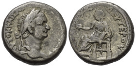Ägypten. Alexandria. Domitianus (81 - 96 n. Chr.).

 Tetradrachme (Billon). 82 / 83 n. Chr. (Jahr 2).
Vs: Büste des Domitianus mit Lorbeerkranz rec...