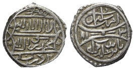 Osmanen. Emir Süleyman (805 - 813 H. / 1402 - 1411).

 Akce (Silber). 813 H. Edirne.
Zweite Münzserie:
Vs: In Kartusche: Shahada. Darüber: Düribe....