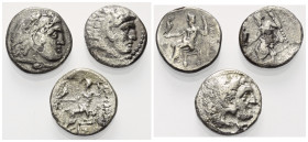 Griechische Münzen - Lots.


Alexander III. (Königreich Makedonien).

Lot (3 Stück, Silber): Drachme; 4. - 3. Jhdt. v. Chr.

Sehr schön - fast ...