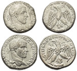 Provinzialrömische Münzen - Lots.


Seleukis und Pierien.

Lot (2 Stück, Billon): Tetradrachme; 3. Jhdt. n. Chr.

Sehr schön - fast sehr schön....