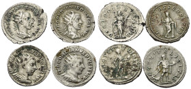 Römische Münzen - Lots. Kaiserzeit.


Lot (4 Stück, Silber): Antoniniane des Gordianus III. (238 - 244 n. Chr.).

Sehr schön.

Verkauft wie bes...