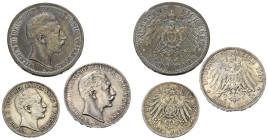 Deutschland - Lots.


Kaiserreich. 
Preußen. Wilhelm II. (1888 - 1918).

Lot (3 Stück, Silber): 5 Mark 1895 A, 3 Mark 1909 A und 2 Mark 1898 A....