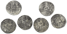 Europa - Lots.


Italien. Venedig. 
Antonio Venier (1382 - 1400).

Lot (3 Stück, Silber): Grosso.

Leichte Patina, sehr schön.

Verkauft wie...