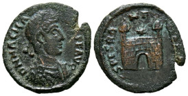 MAGNO MÁXIMO. Follis. (Ae. 0,83g/14mm). 383-388. Arelate. (RIC 29a). Anv: Busto diademado y drapeado de Magno Máximo a derecha, alrededor leyenda: D N...