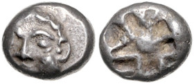 KLEINASIEN, MYSIEN, Stadt Parion, AR Drachme (5.Jh. v.Chr.). Gorgoneion. Rs.Quadratum Incusum mit Kreuzen, i.d. Mitte Kugel. 3,54g.
 ss
Sear 3917; B...