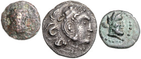 KLEINASIEN, PISIDIEN, Stadt Selge, AE 13 (2.-1.Jahrh.v.Chr.). Herakleskopf r. Rs.Blitz und Bogen (Sear 5492). Erh.grüne Patina, ss; 2,03g; 6 h. DAZU: ...