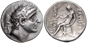 SYRIEN, Antiochos I., 280-261 v.Chr., AR Tetradrachme. Diad. mittelaltes Gesicht. Rs.Apollo sitzt auf Omphalos mit Speer und Bogen, im Feld Monogramm....