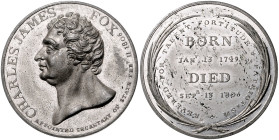 GROSSBRITANNIEN, Georg III., 1760-1820, Zinnmed. 1806 a.d. Staatsmann Charles James Fox (1740-1806) Brb. l. Rs.Vier Zeilen Schrift im Schriftkranz. 38...