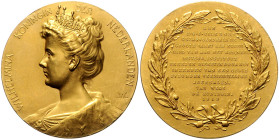NIEDERLANDE, Wilhelmina I., 1890-1948, Goldmed. 1919 a.d. Verdienste um das königlich-niederländische Meteorologische Institut. Brustb. l. Rs.13 Zeile...