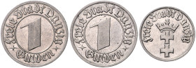 POLEN / DANZIG, Stadt, Lot von 3 Stücken: 1 Gulden 1932 A (2x, J.D 15, vz), je 24mm; je ca. 4,90g; 12h. 1/2 Gulden 1932 A (J.D 14, vz), 20mm; 3g; 12h....